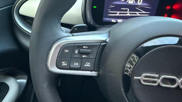 FIAT 600 HYBRID 1.2 110CV DCT MHEV LA PRIMA*24M.G.*CAM360°*