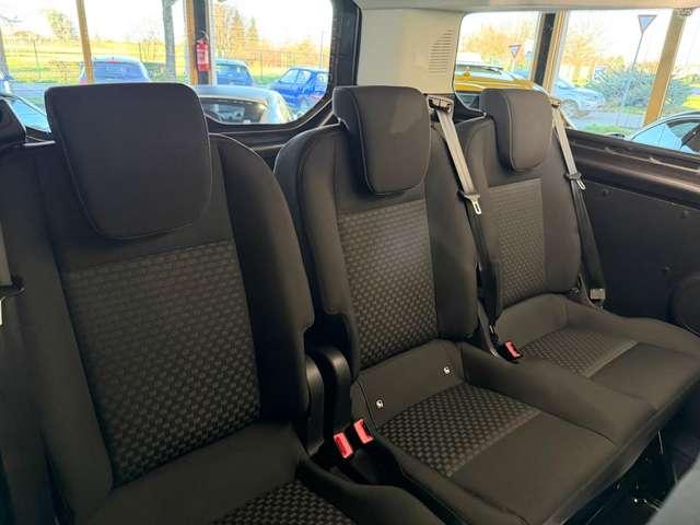 Ford Transit IVA ESPOSTA 9 Posti Lungo Km 70.000 Neopatentati