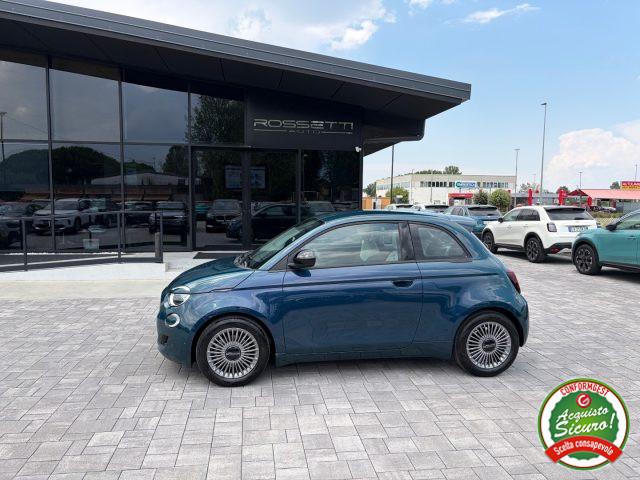 FIAT 500 Hybrid ICON + PACK COMFORT