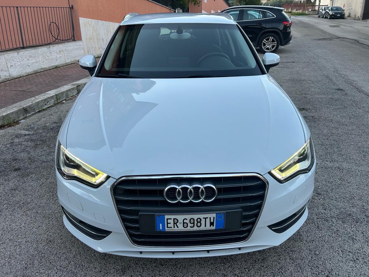 Audi A3 SPB 1.6 TDI Ambition ideale per neopatenta