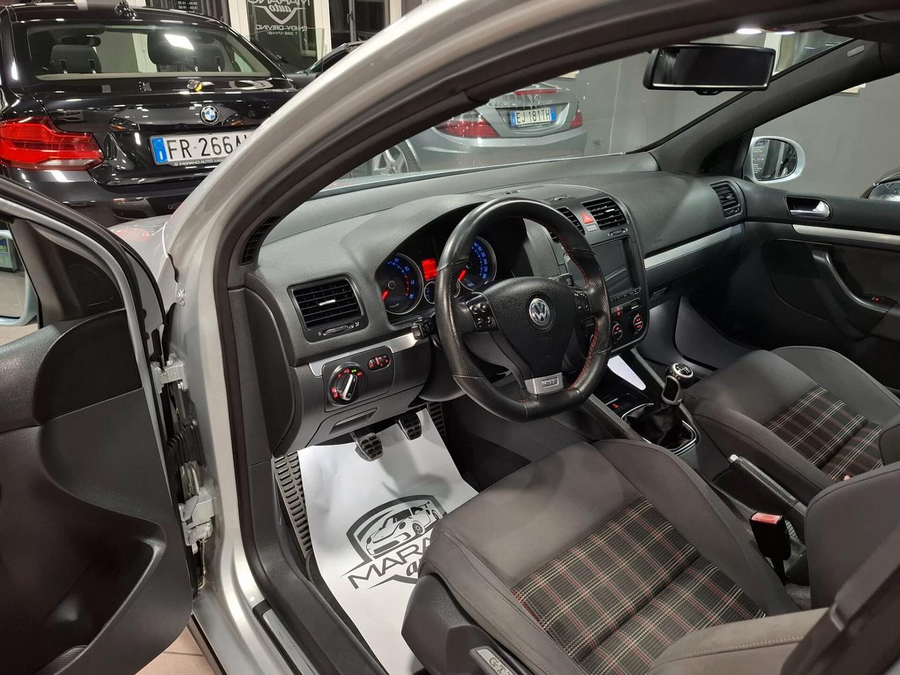 Volkswagen Golf 2.0 16V TFSI GTI