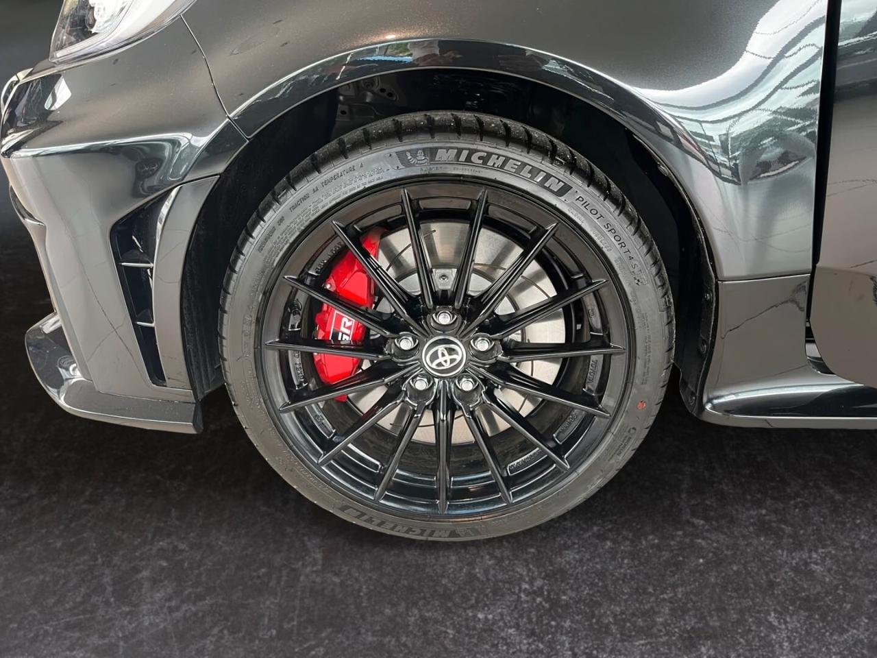 TOYOTA*YARIS*GR*280CV*GR-CIRCUIT*HIGH-PERFORMANCE*LED*CAMERA*CARBONIO*