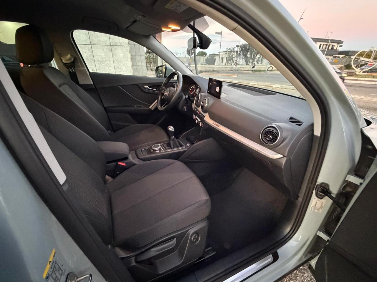 Audi Q2 30 TFSI Business