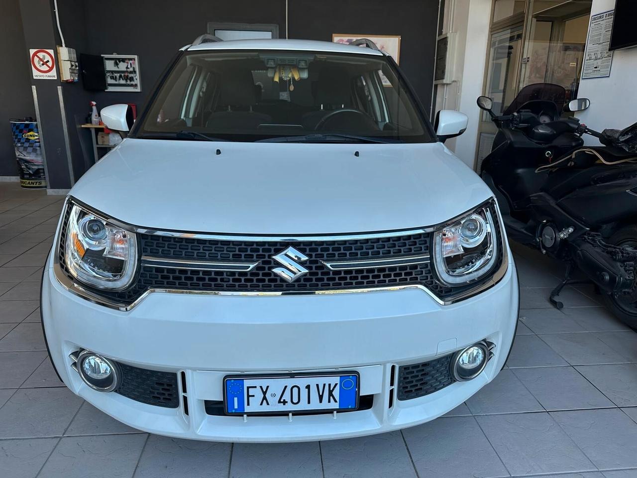Suzuki Ignis 1.2 Hybrid Top