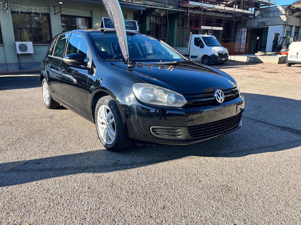 Volkswagen Golf 1.6 TDI DPF 5p. United