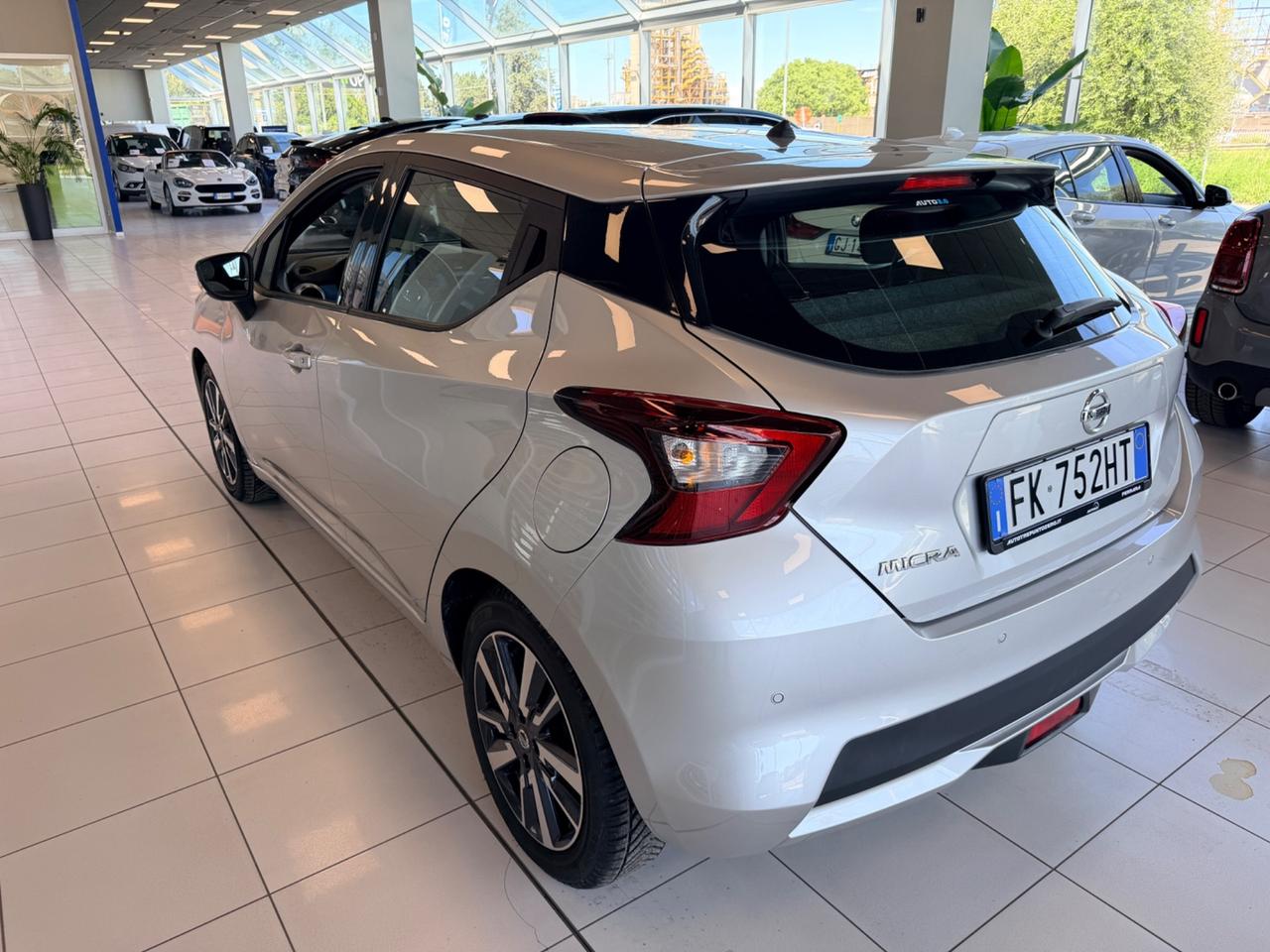 Nissan Micra 1.0L 12V 5 porte Acenta