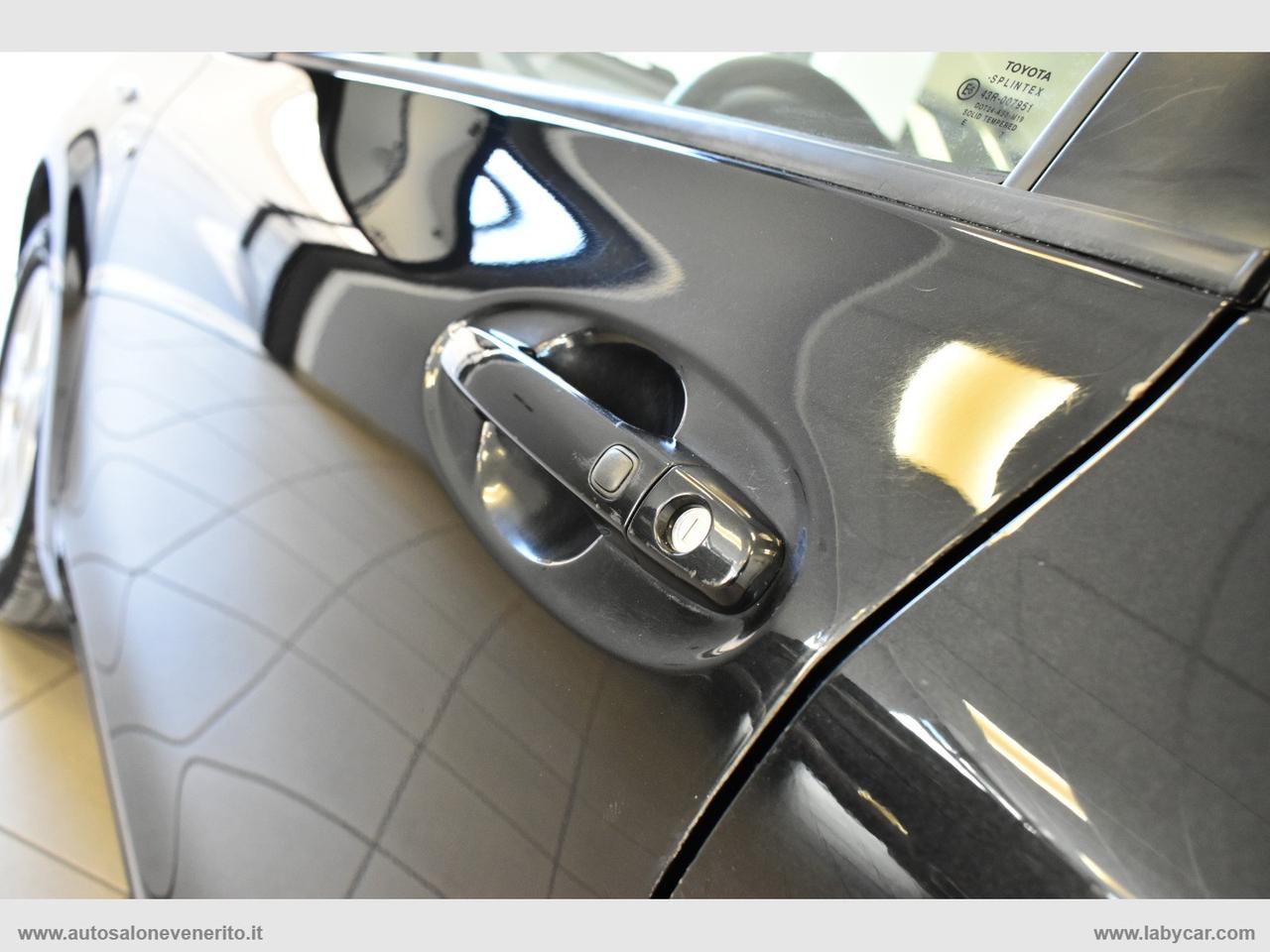 TOYOTA Yaris 1.4 D-4D 5p. Sol
