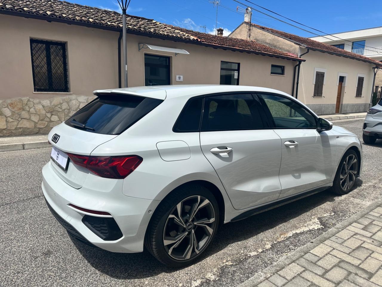 Audi A3 SPB 35 TDI S tronic line edition