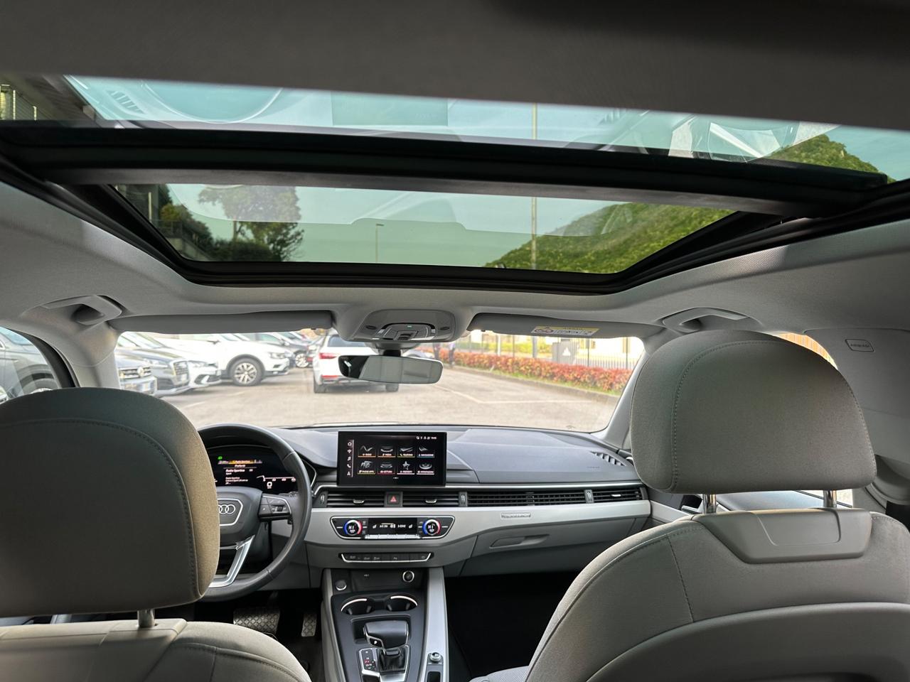 Audi A4 Avant 40 TDI quattro S tronic Business Advanced