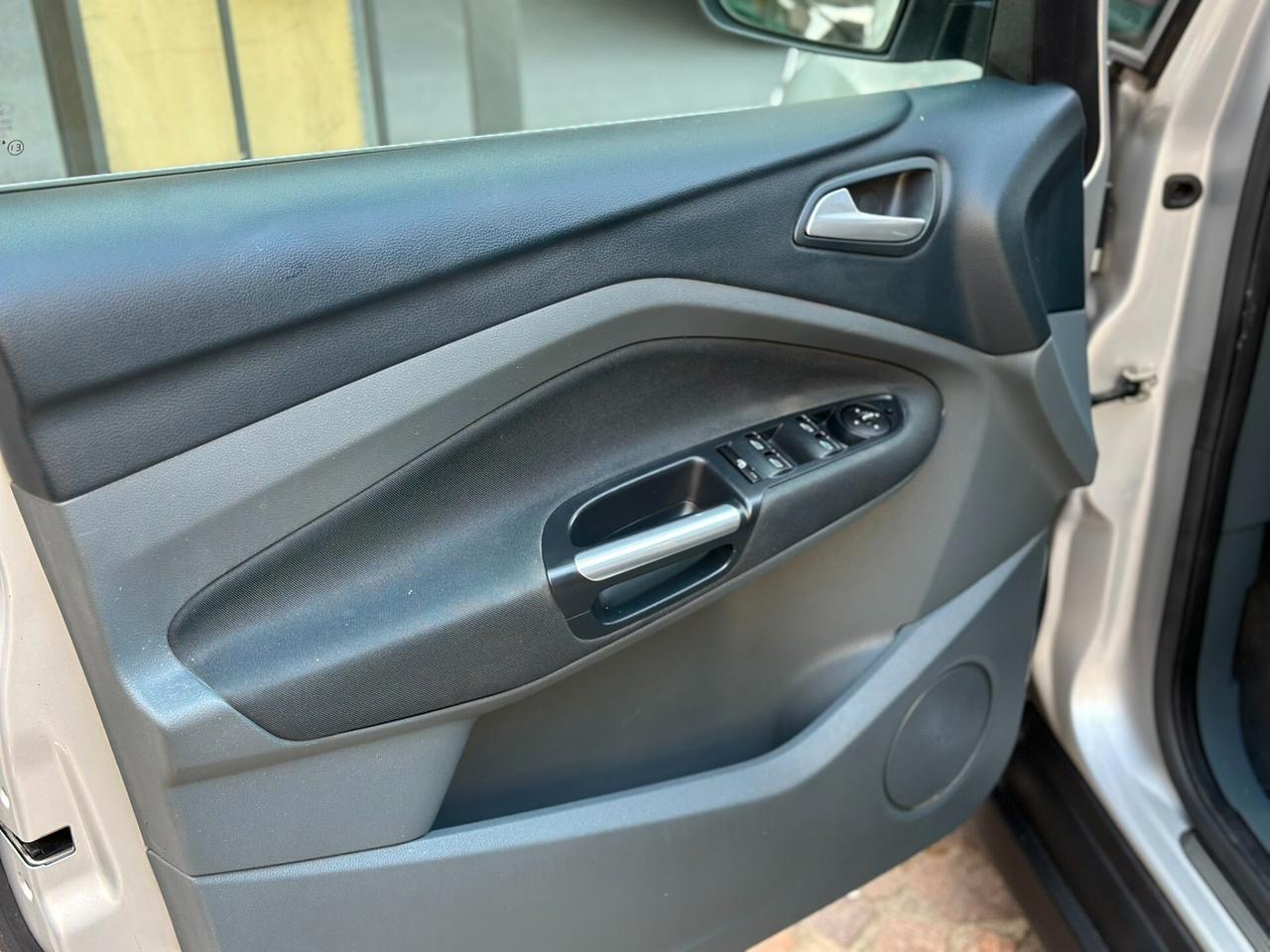 Ford C-Max 2.0 TDCi 115CV Cambio automatico