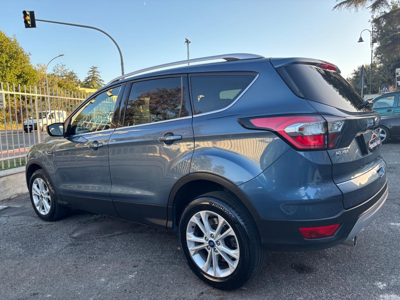 Ford Kuga 1.5 TDCI 120 CV S&S 2WD