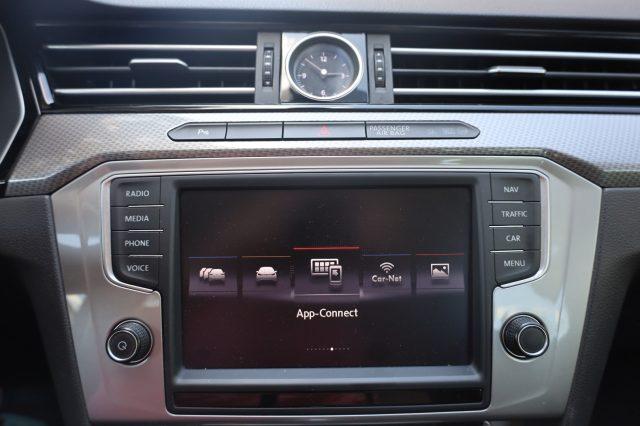 VOLKSWAGEN Passat Alltrack 2.0 BiTDI 240CV 4MOTION DSG Executive LED Pelle E6
