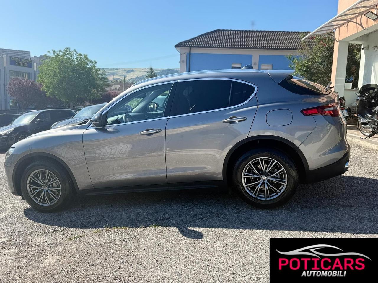 Alfa Romeo Stelvio 2.2 Turbodiesel 190 CV AT8 Q4 Business
