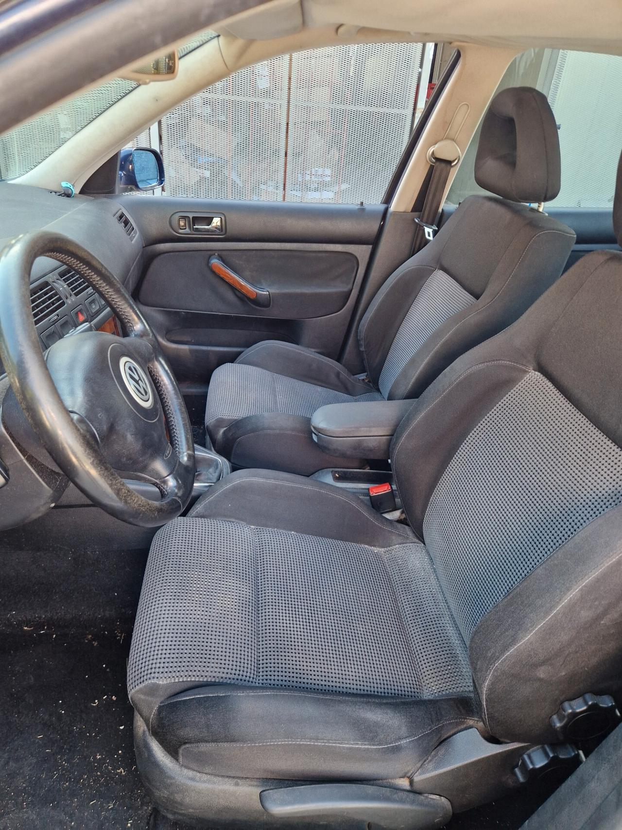 Volkswagen Bora 1.6 16V Benz - 105CV
