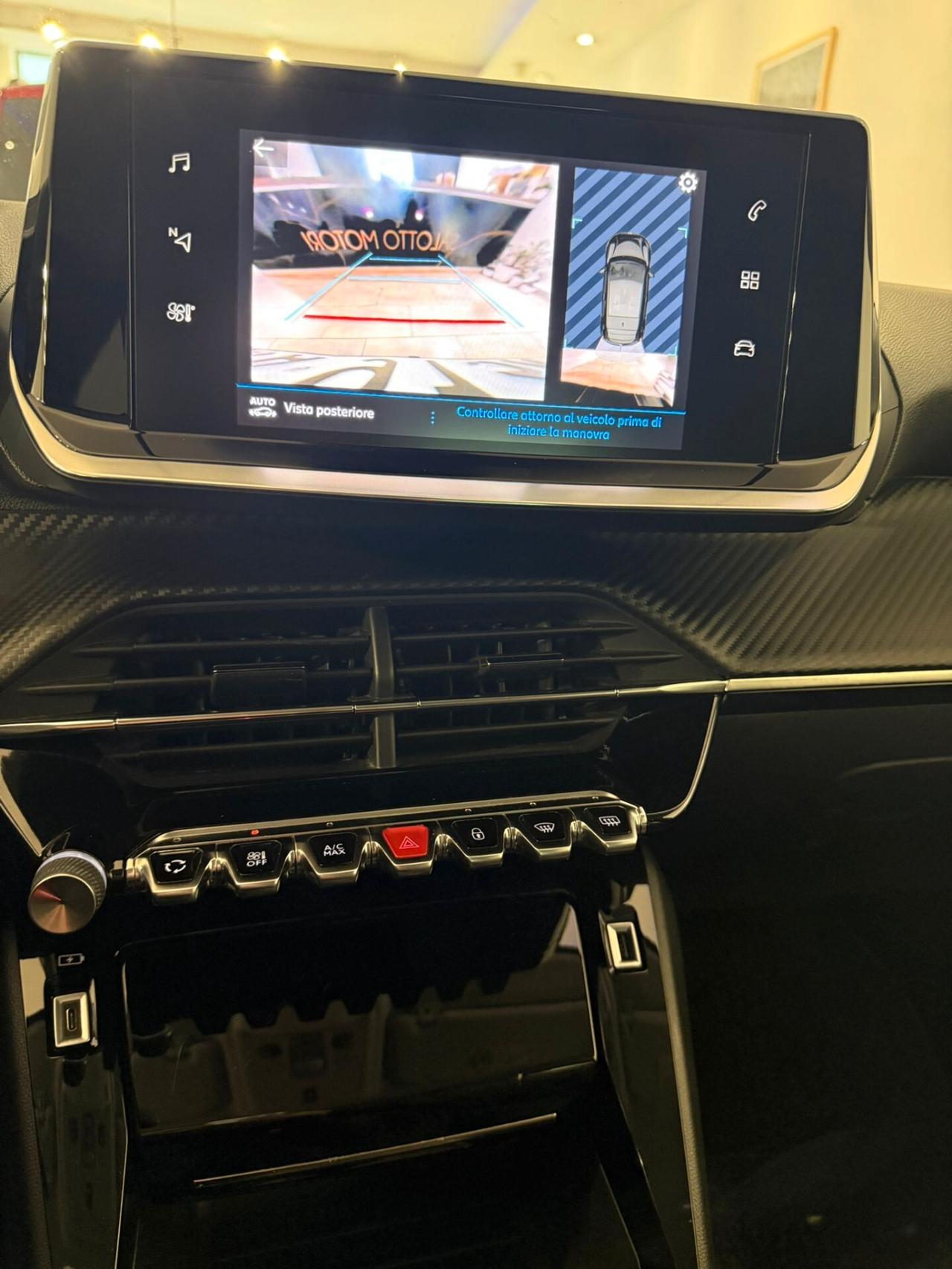 Peugeot 208 1.2 100CV Allure 46.000 KM