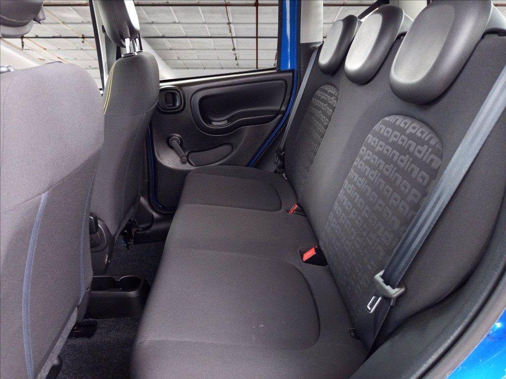 FIAT Pandina Cross 1.0 firefly hybrid s&s 70cv del 2025