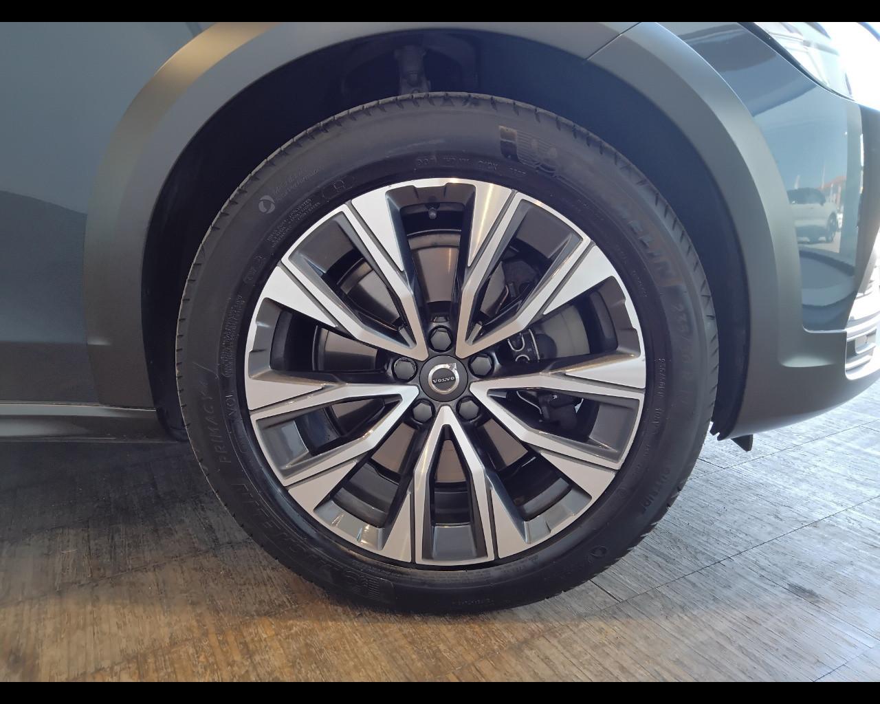 VOLVO V90 2021 Cross Country - V90 Cross Country 2.0 b4 Plus awd a