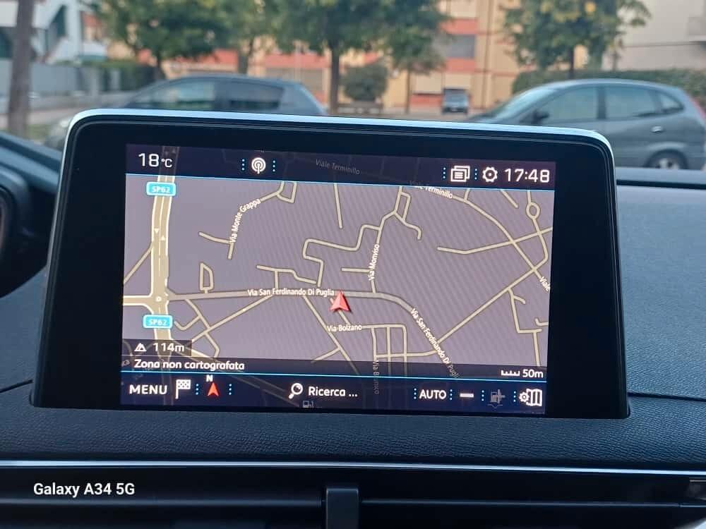 Peugeot 3008 BlueHDi 130 S&S EAT8 Business