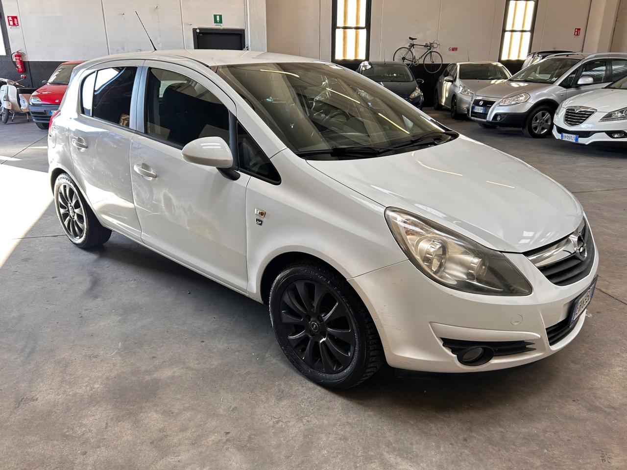 Opel Corsa 1300 dci 75 cv x neopatentati