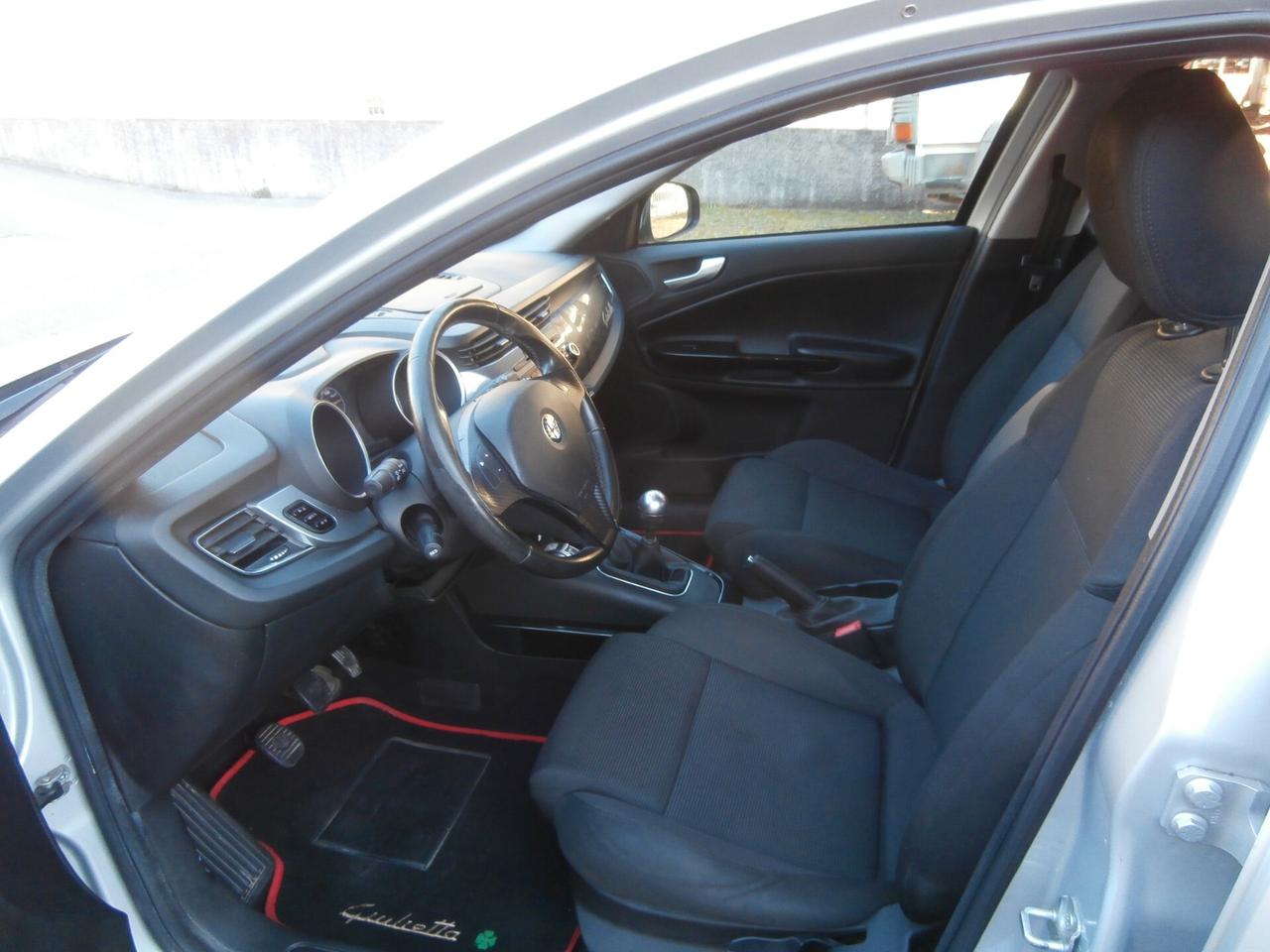 Alfa Romeo Giulietta 1.6 JTDm-2 105 CV Neopatentati