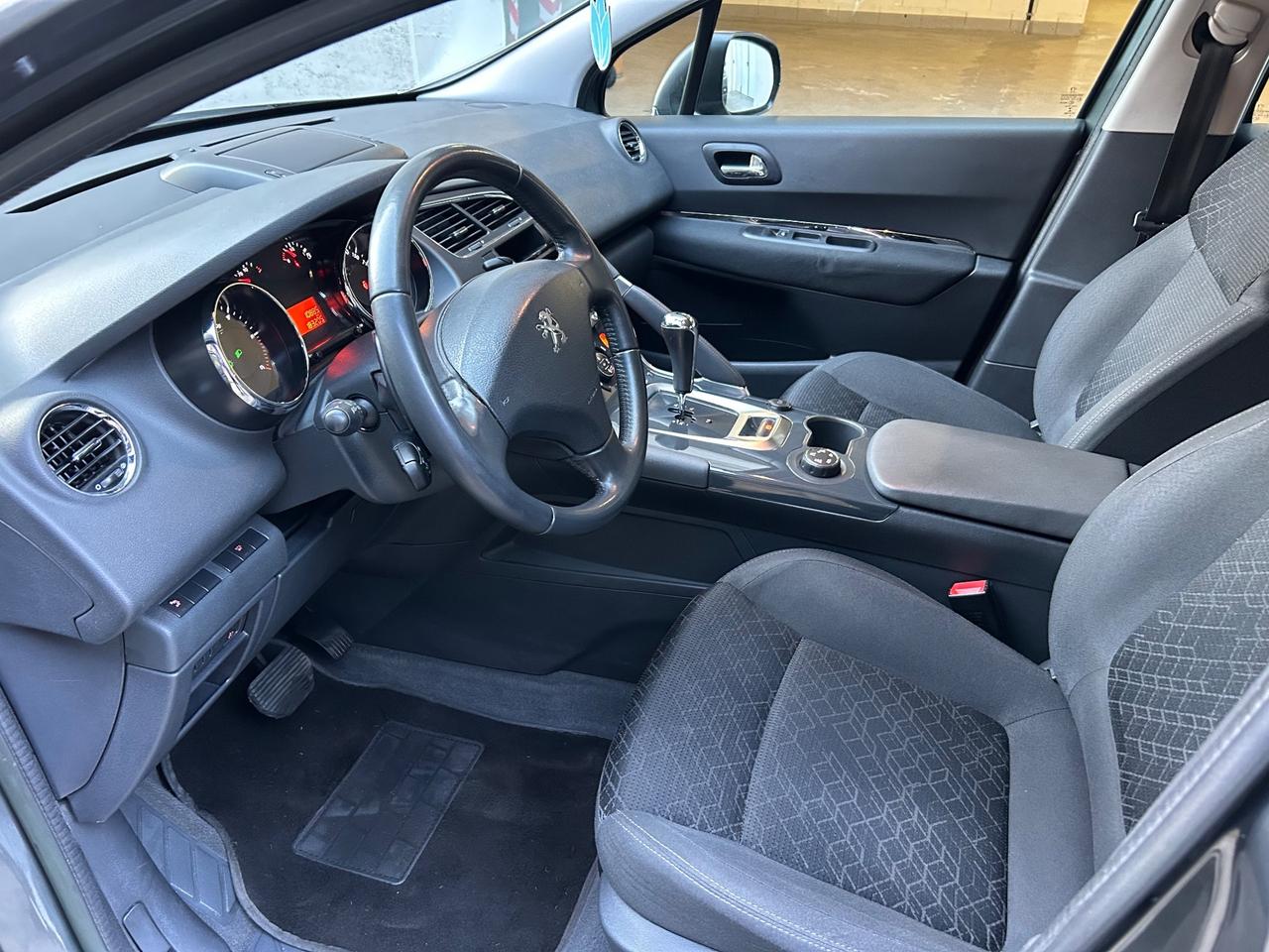 Peugeot 3008 1.6 e-HDi 115CV ETG6 Stop&Start Business