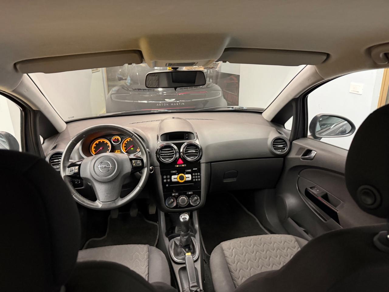 Opel Corsa 3p 1.2 Edition (elective) 85cv -104-