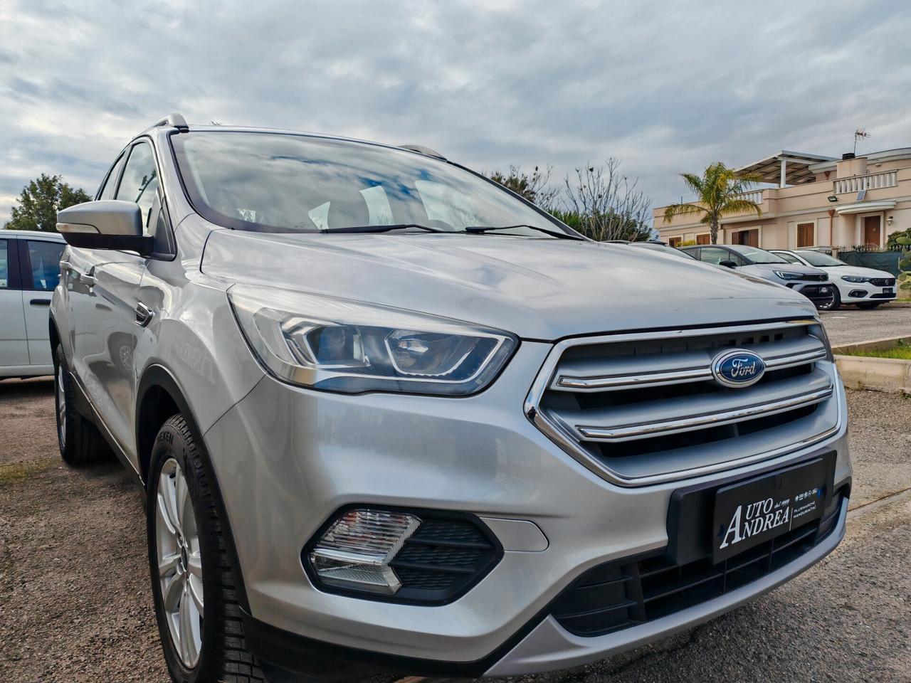 Ford Kuga 1.5 TDCI 120 CV 2WD Titanium 2018