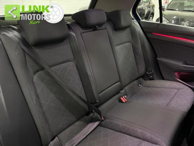 VOLKSWAGEN Golf VIII 2.0 TDI Life