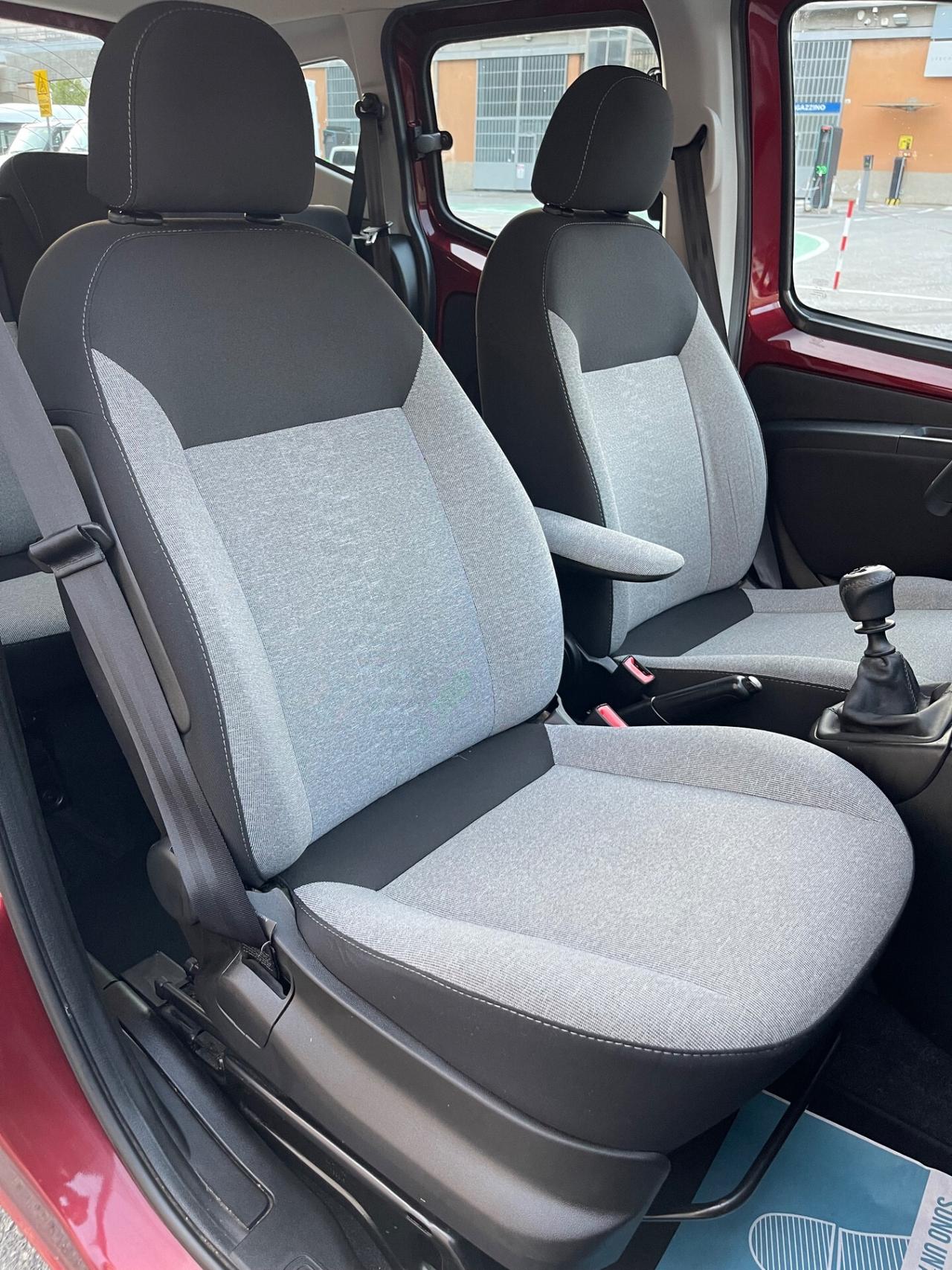 Fiat Qubo 1.4 70 CV Lounge Natural Power / NEOPATENTATI