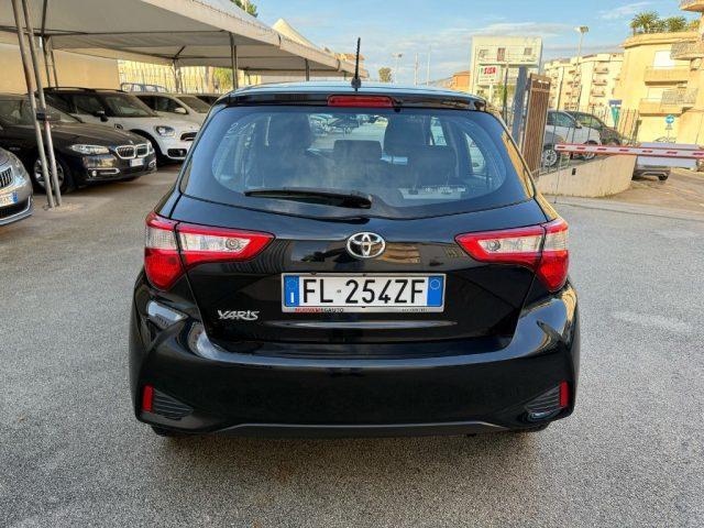 TOYOTA Yaris 1.0 5 porte Active