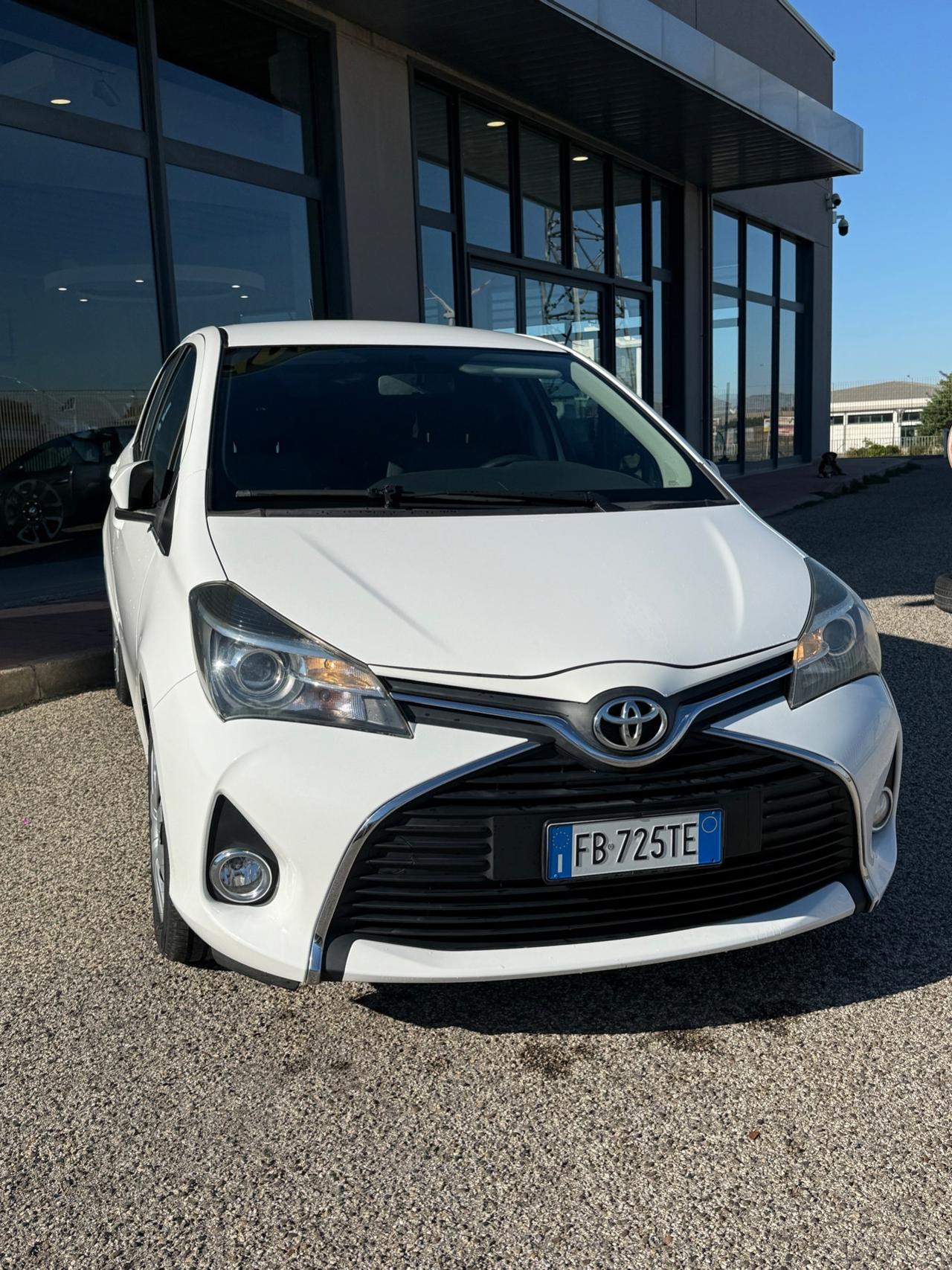 Toyota Yaris 1.0 5 porte Active