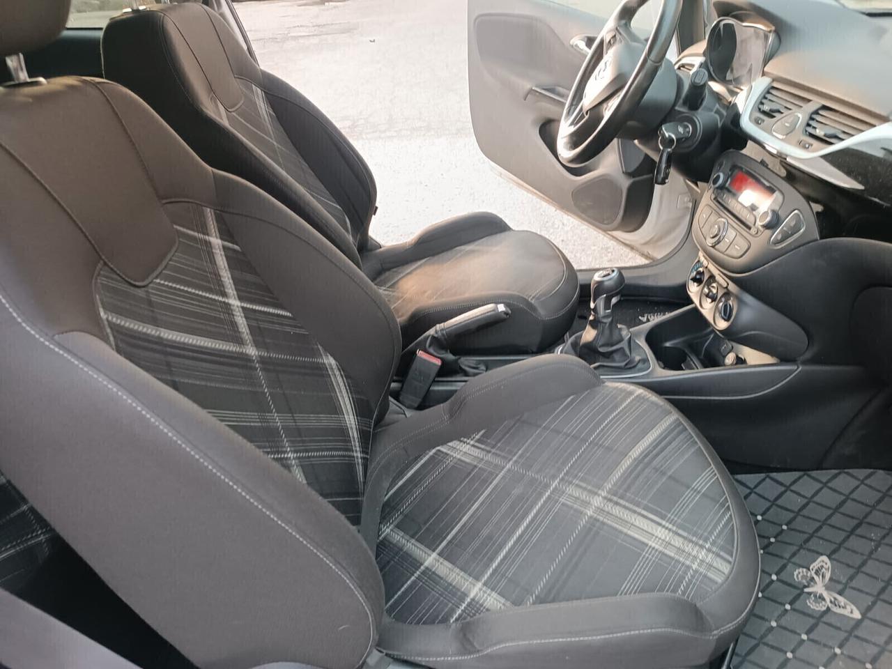 Opel Corsa 2016--1.3 Diesel Neopatentati
