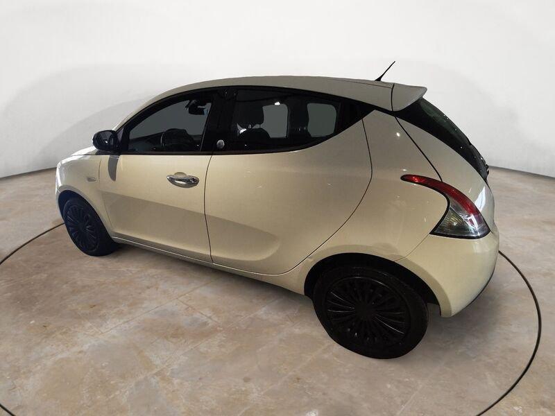 Lancia Ypsilon Ypsilon 1.2 8v Elefantino ecochic Gpl 69cv