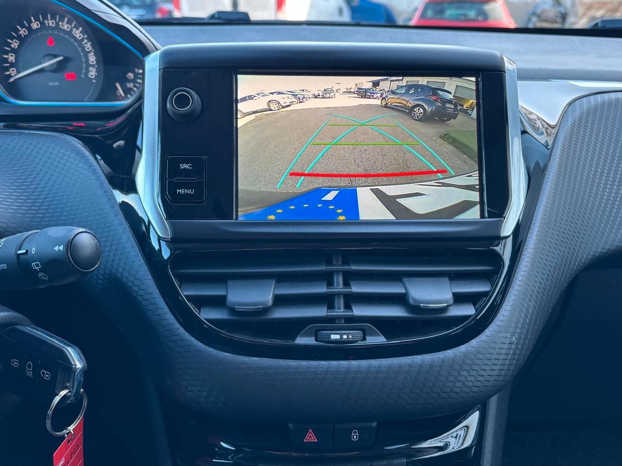 Peugeot 2008 BlueHDi 100 S&S Allure