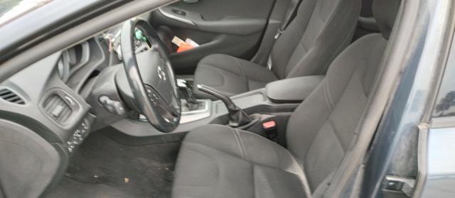 VOLVO V40 D2 Business
