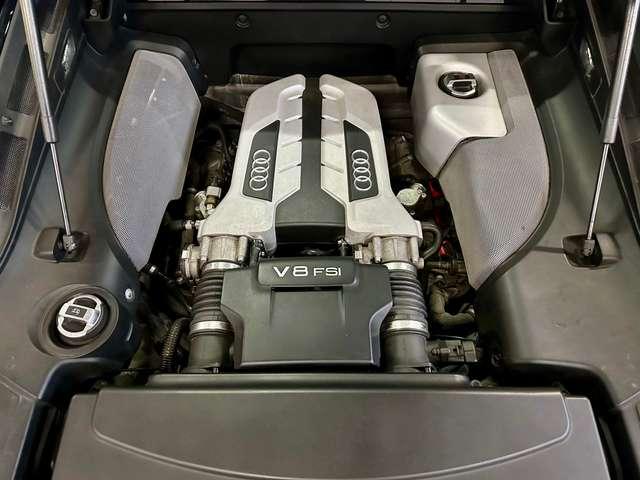 Audi R8 R8 Coupe 4.2 V8 quattro r-tronic full carbon