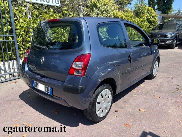 RENAULT Twingo 1.2 8V Confort UNIPRO - NEOPATENTATI!