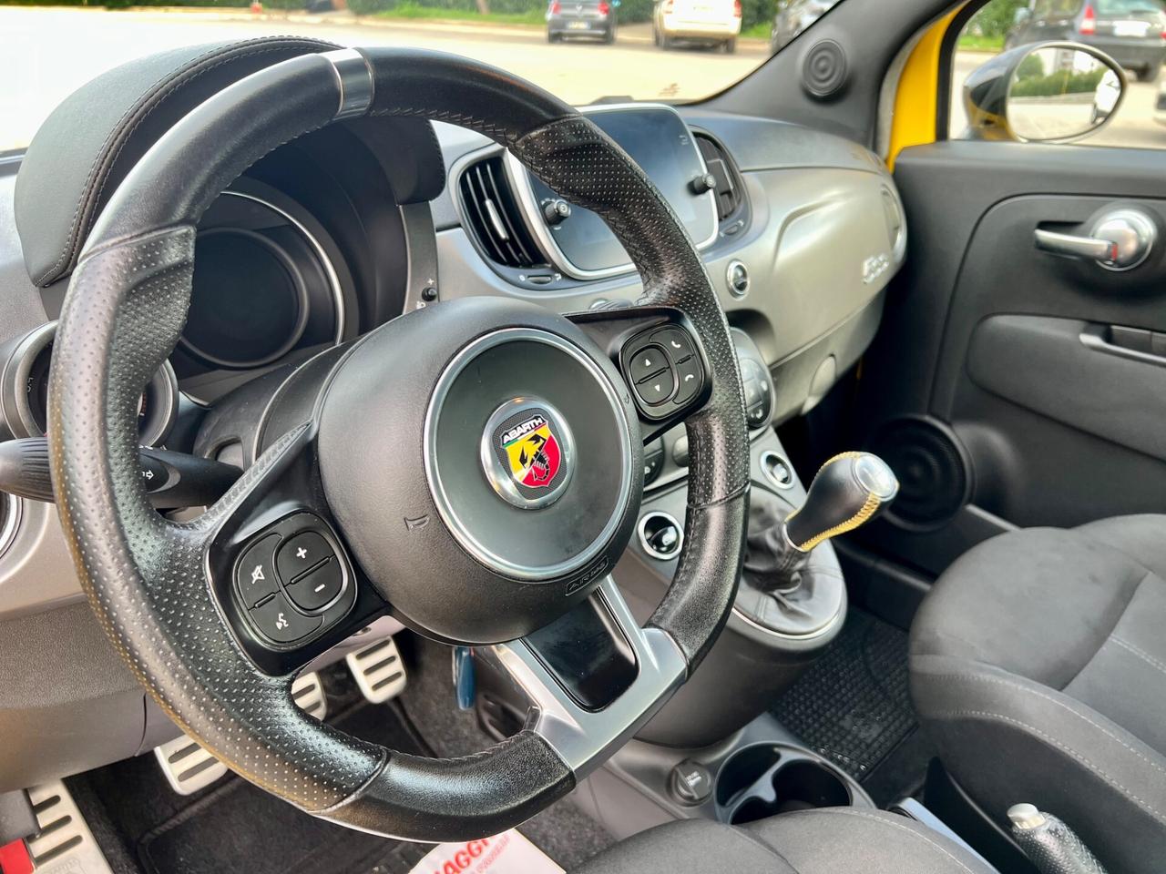 Abarth 595 1.4 Turbo T-Jet 160 CV Pista