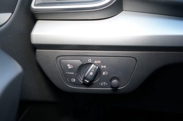 AUDI Q5 SPORTBACK 40 TDI quattro S tronic Business Advance