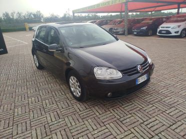 Volkswagen Golf 1.6 16V FSI 5p. Sportline