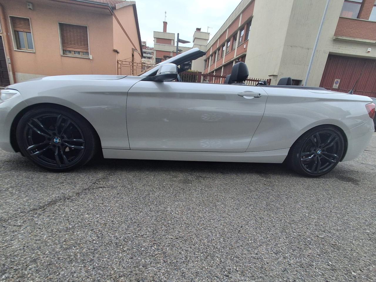 Bmw 218 218i Coupé Luxury
