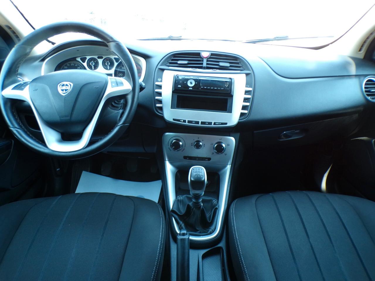 Lancia Delta 1.6 MJT DPF Silver