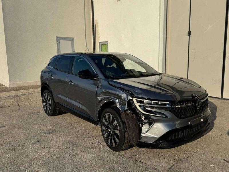 Renault Austral 1.3 mild hybrid Techno 160cv auto INCIDENTATA