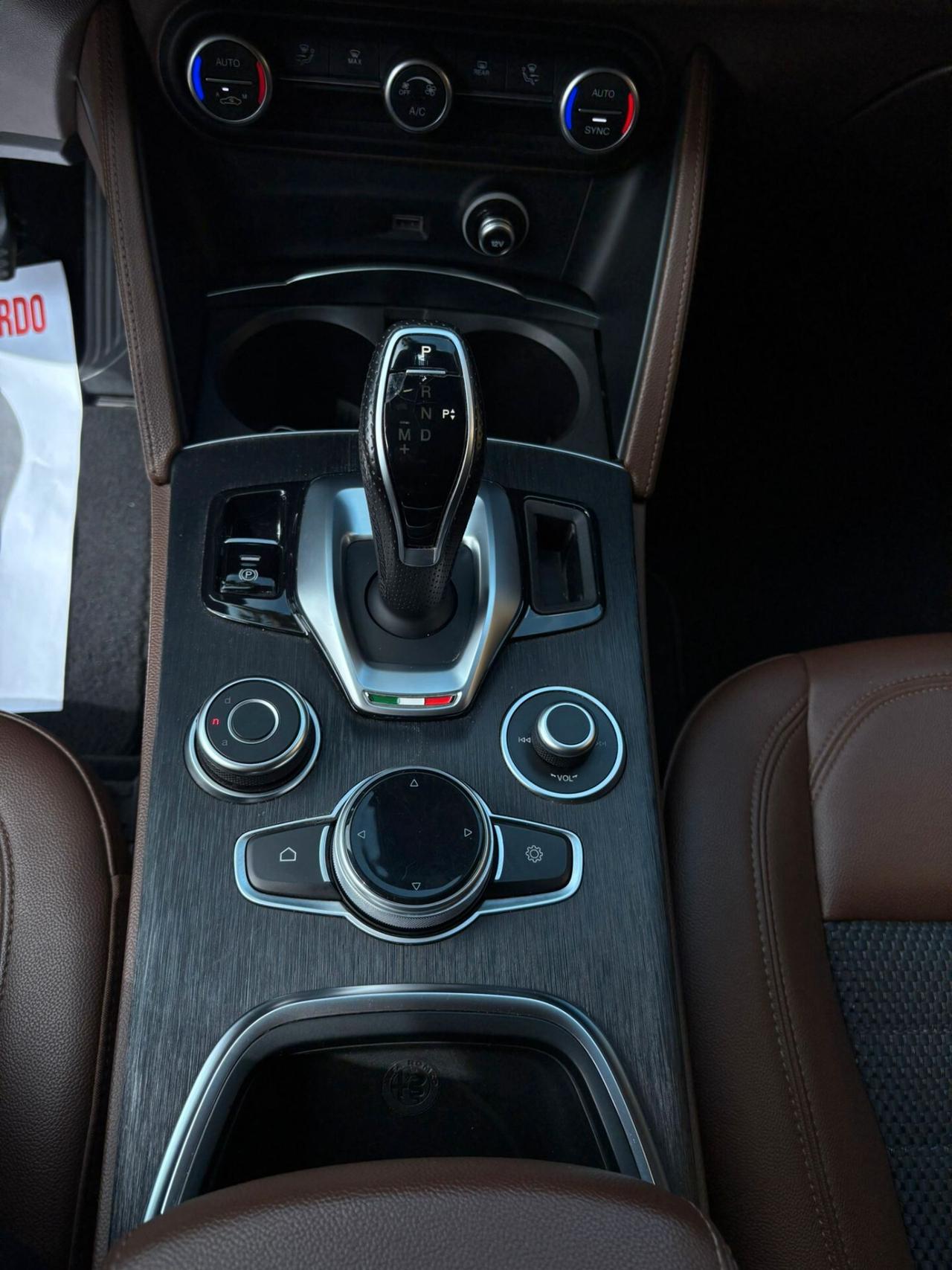Alfa Romeo Stelvio 2.2 Turbodiesel 190 CV AT8 Q4 super