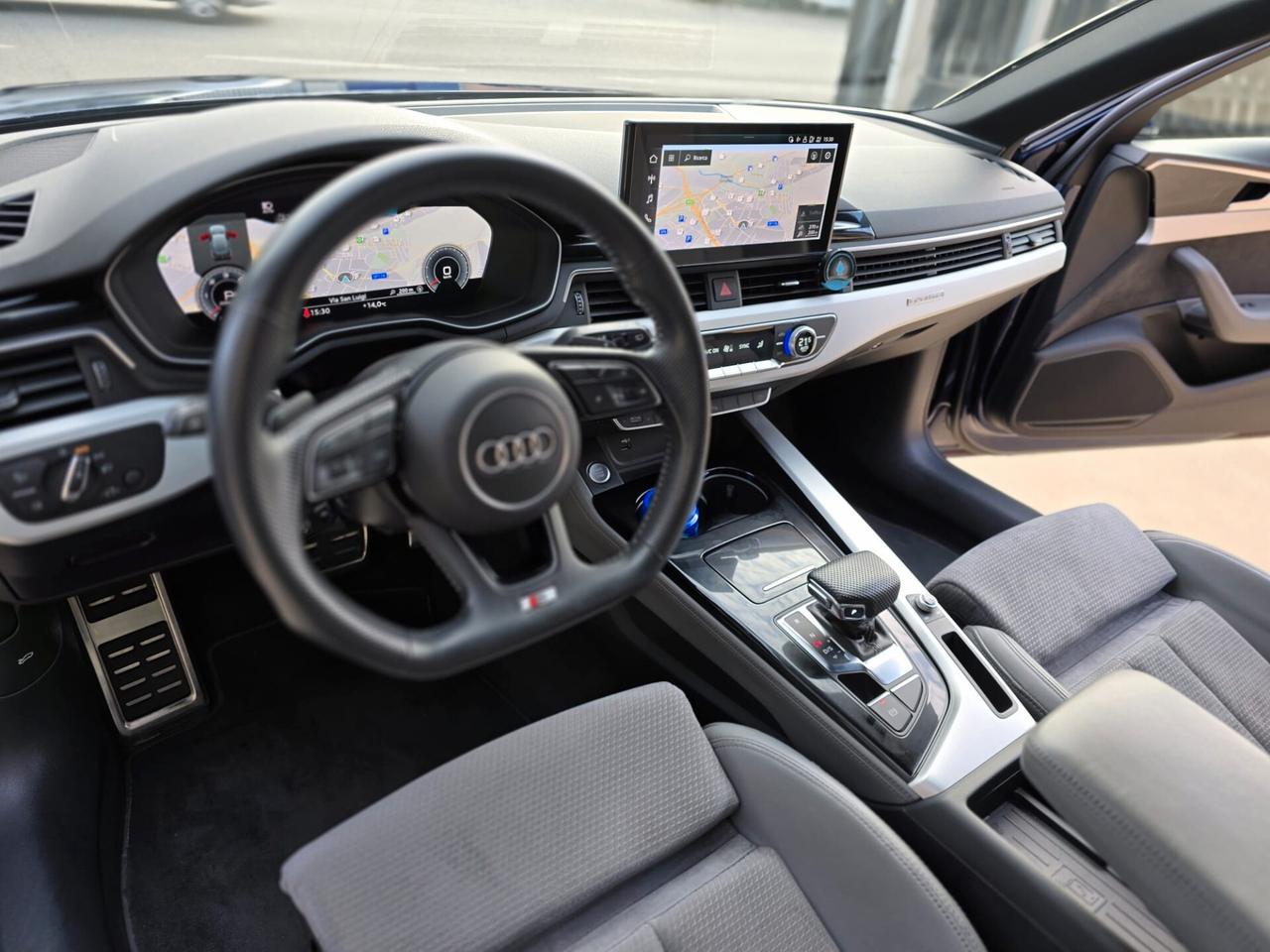 Audi A4 Avant 40 TDI quattro S tronic S line edition