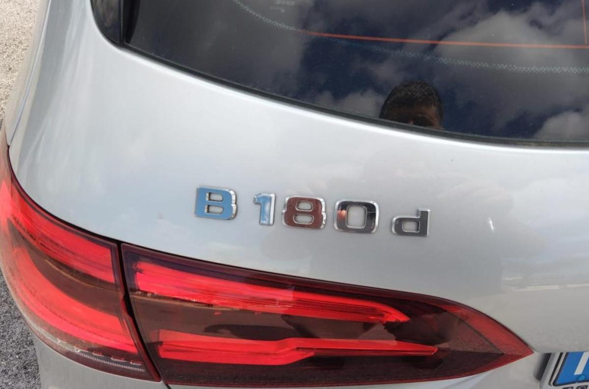 MERCEDES CLASSE B Benz B 180 d Premium Automatic