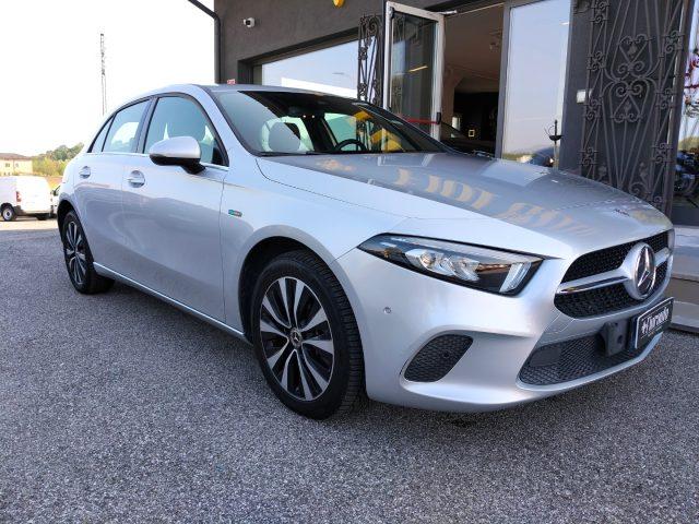 MERCEDES-BENZ A 250 Automatic EQ-Power Business