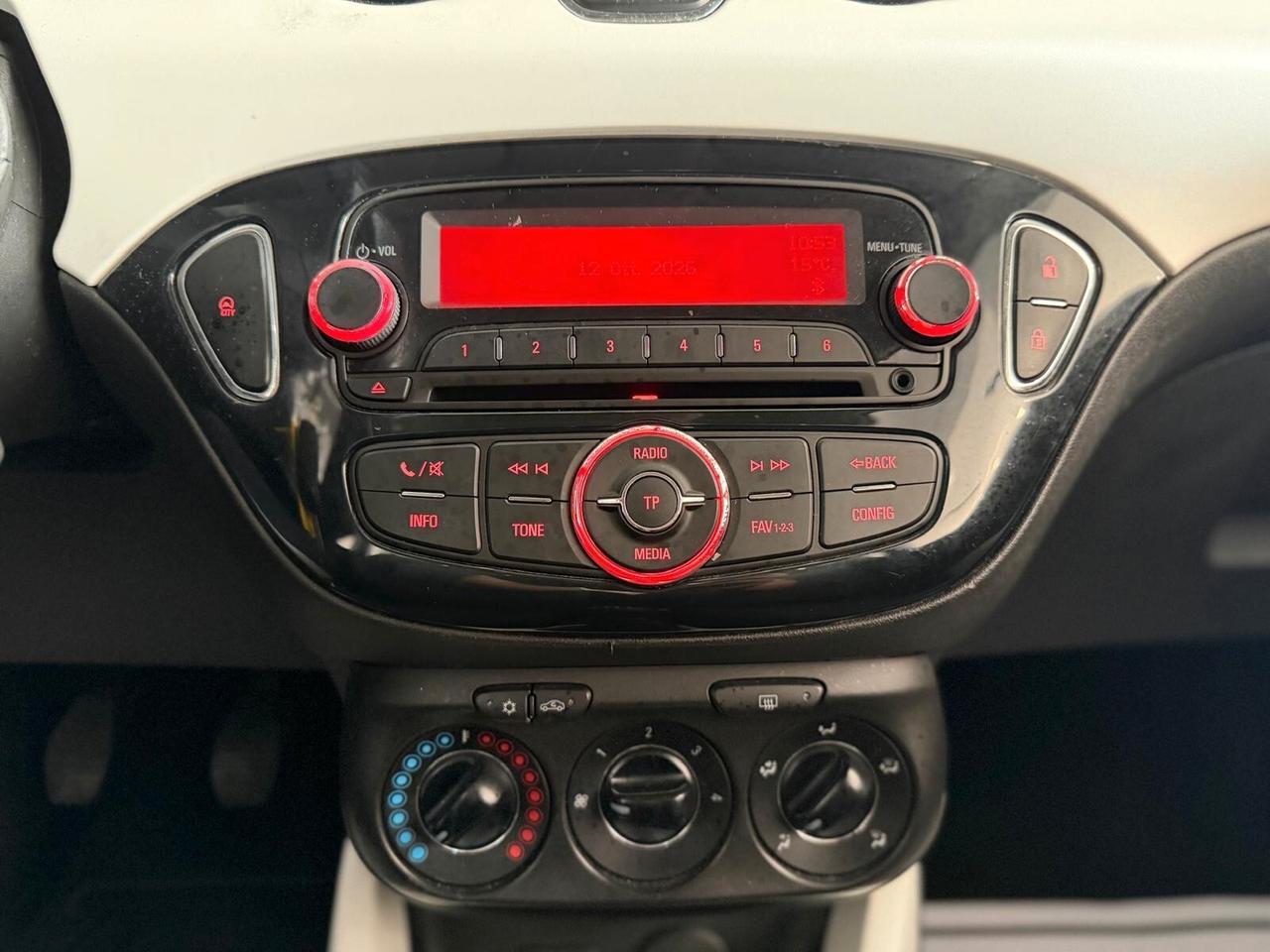 Opel Adam 1.2 70 CV
