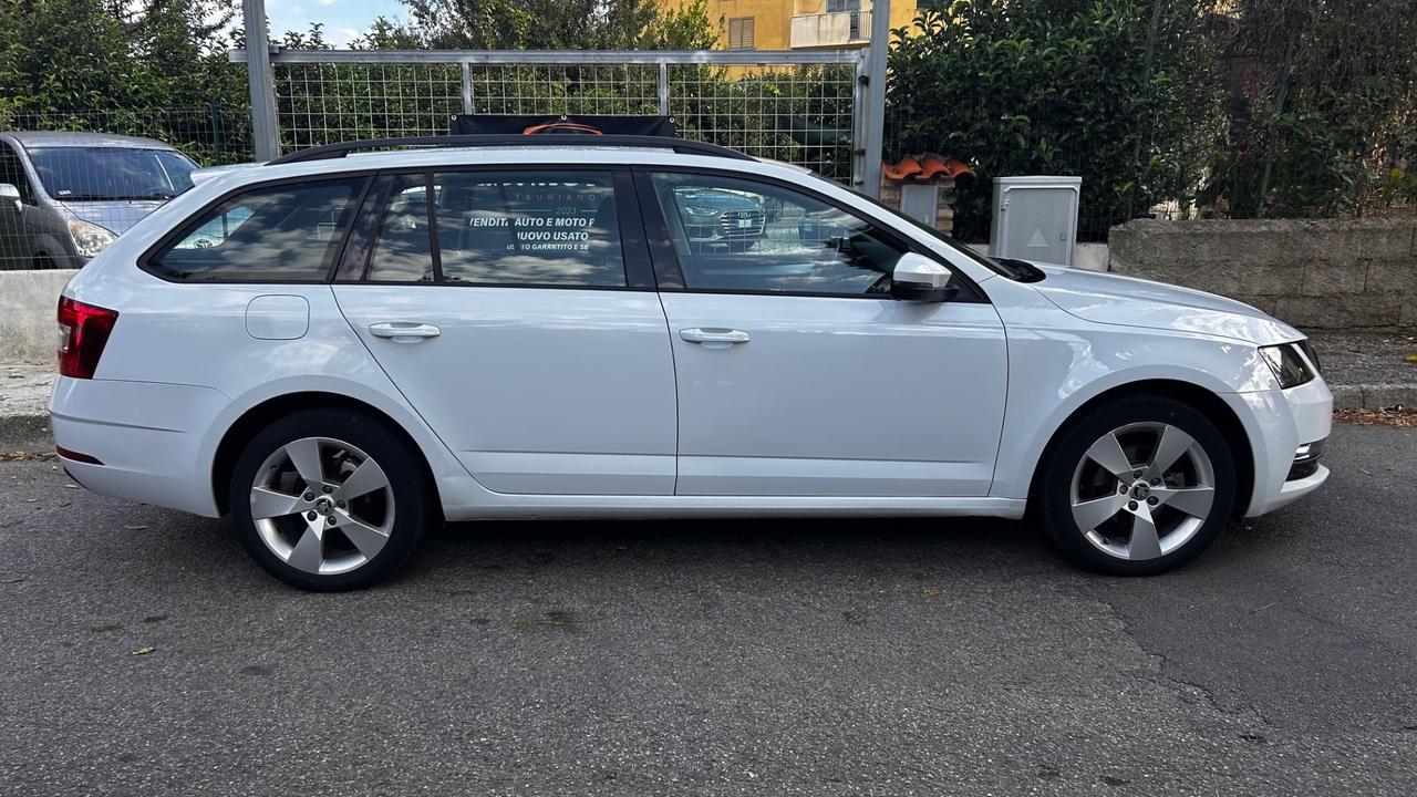 Skoda Octavia 1.6 TDI SCR 115 CV Wagon Executive