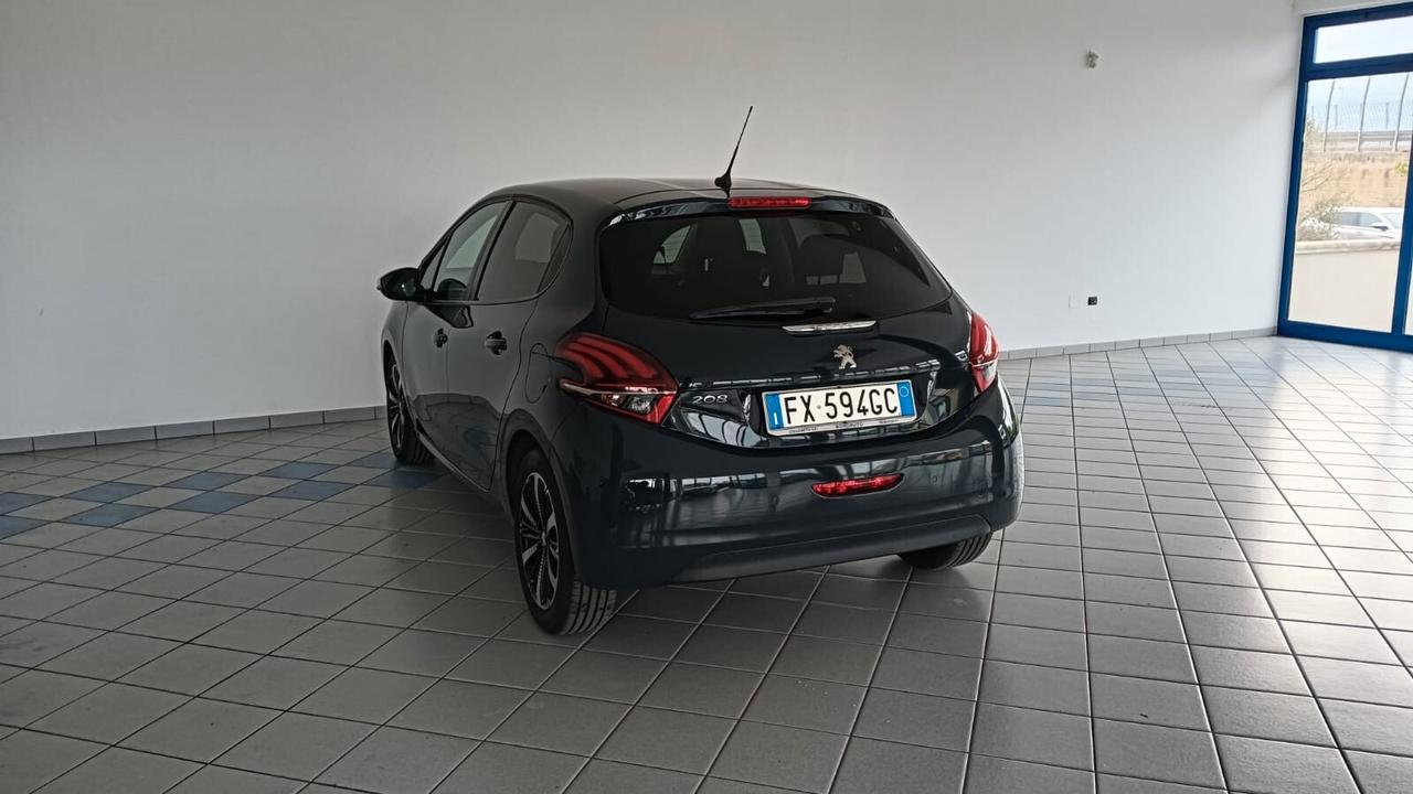 Peugeot 208 PureTech 82 Stop&Start 5 porte Signature
